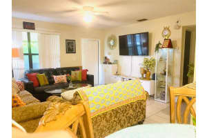 10023 Winding Lake Rd 203, Sunrise