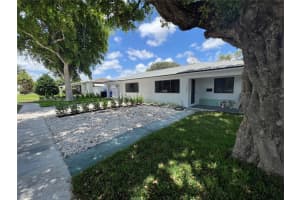 2257 Ne 173rd Street, North Miami Beach
