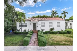 49 Alcantarra Ave, Coral Gables