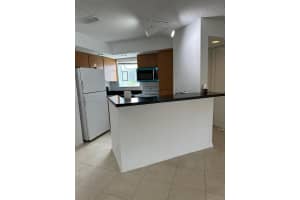 3350 N Pinewalk Dr N 1417, Margate