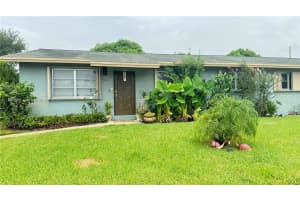 1912 Sw 97th Ter, Miramar