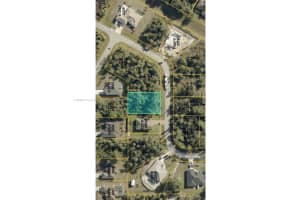 Lot 32 Ananas Road, North Port