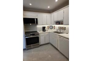 4350 Hillcrest Dr 716, Hollywood