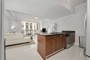 4100 Salzedo St 515, Coral Gables