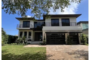 13085 Coronado Ter, North Miami