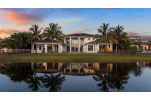 3275 Islewood Ave, Weston