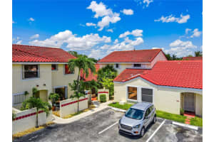 1612 San Remo Cir 1612, Homestead