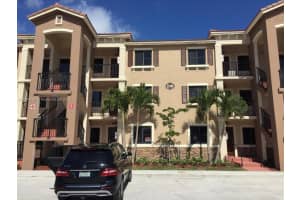22301 Sw 88 Pl 302, Cutler Bay