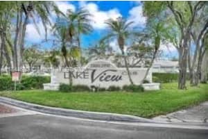 2841 N Oakland Forest Dr 211, Oakland Park