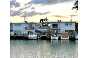 8035 Crespi Blvd 1, Miami Beach