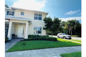 4950 Eucalyptus Dr 4, Hollywood