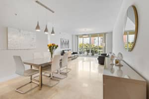 3340 Ne 190th St 405, Aventura