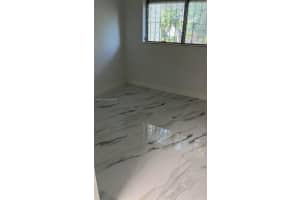 2361 Nw 174th Ter, Miami Gardens