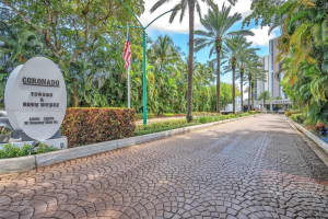 20335 W Country Club Dr 206, Aventura