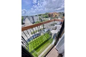 5625 W 26th Ct 205, Hialeah