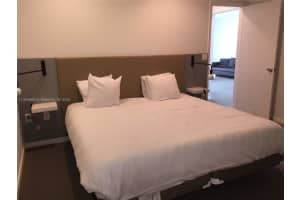201 Sunrise Drive 102, Key Biscayne