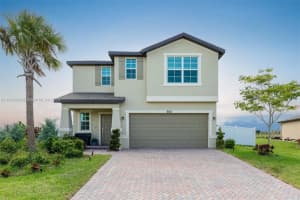 952 Bent Creek Dr, Fort Pierce