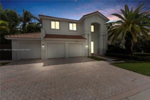 6498 Nw 113th Pl, Doral