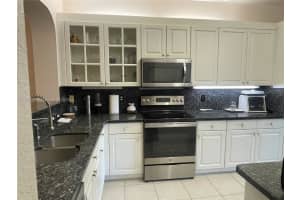 7635 Southampton Ter 201, Tamarac