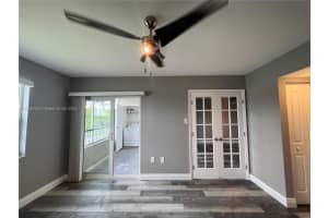 2803 N Oakland Forest Dr 308, Oakland Park