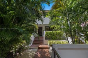 2600 Cardena St 2, Coral Gables