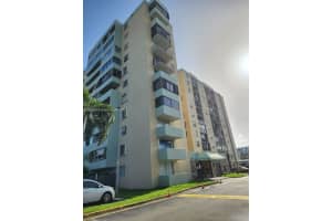 5055 Nw 7th St 1003, Miami