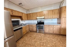 1399 Sussex Dr, North Lauderdale