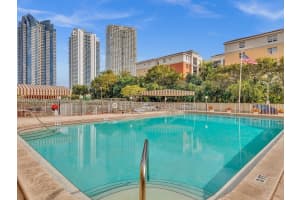 210 172nd St 428, Sunny Isles Beach