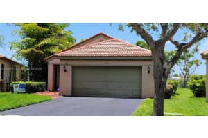 1463 Presidio Dr, Weston