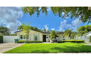 9385 Sw 185th St, Cutler Bay