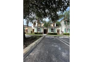 954 Ne 42nd Ter, Homestead