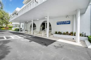 100 Edgewater Dr 240, Coral Gables