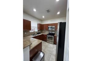 8795 Nw 112th Path 8795, Doral