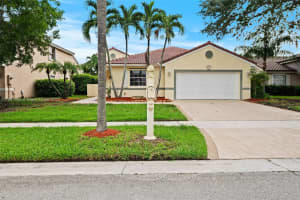 18845 Nw 1st St, Pembroke Pines