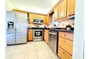 9355 Sw 8th St 101, Boca Raton