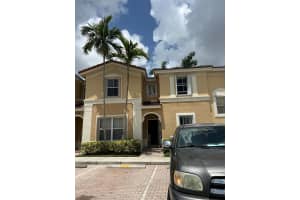 3138 Sw 129th Ter 123, Miramar