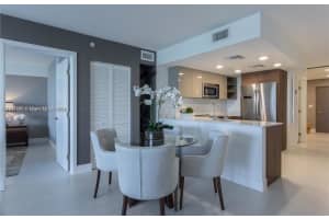 9261 E Bay Harbor Dr 303, Bay Harbor Islands