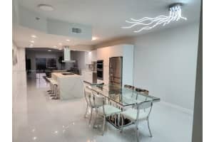 10730 Nw 66th St 401, Doral