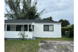 1466 Ne 135th St 1, North Miami