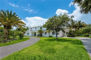 13020 Sw 70th Ave, Pinecrest