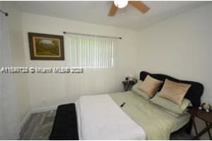 3162 N Sheridan Ln 161, Hollywood