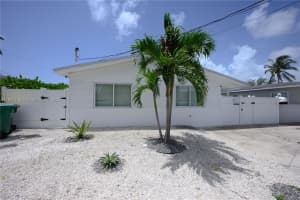 1453 Nw 10th St 2, Dania Beach