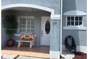 2860 W 80th St 117-12, Hialeah