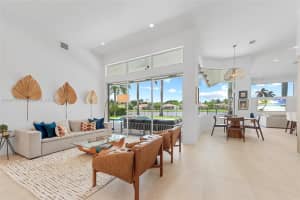 341 Mallard Rd, Weston