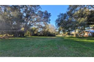 222 Spring Lake Blvd, Sebring