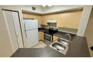 4241 San Marino Blvd 202, West Palm Beach