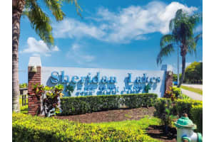 2200 Park Ln 109, Hollywood