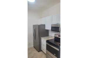 660 Cypress Club Way H11, Deerfield Beach