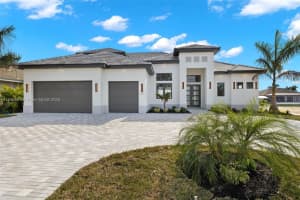 1422 Mohawk Pkwy, Cape Coral