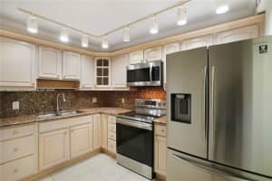 3800 S Ocean Dr 414, Hollywood